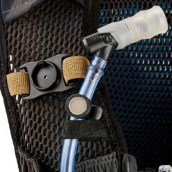 AIMANT ATTACHE TUBE POCHE A EAU SAC TRAIL ULTRA 15 L -Plein Air Équipement Magasin aimant attache tube poche a eau sac trail ultra 15 l 2