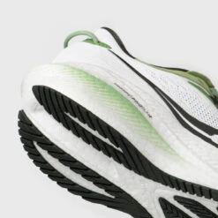 Saucony CHAUSSURES DE RUNNING HOMME TRIUMPH 21 BLANCHE VERTE -Plein Air Équipement Magasin chaussures de running homme triumph 21 blanche verte 6