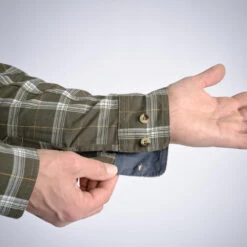 CHEMISE 100 A CARREAUX VERTE 11 CHEMISE 100 A CARREAUX VERTE -Plein Air Équipement Magasin chemise 100 a carreaux verte 4