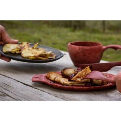 Kupilka Boîte-cadeau-Tasse, Cuillère Et Bol-Cranberry (Rouge) -Plein Air Équipement Magasin kupilka boite cadeau tasse cuillere et bol cranberry rouge 4