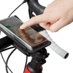 BTWIN Support Vélo Smartphone 500 Noir 11 BTWIN Support Vélo Smartphone 500 Noir -Plein Air Équipement Magasin support velo smartphone 500 noir 2