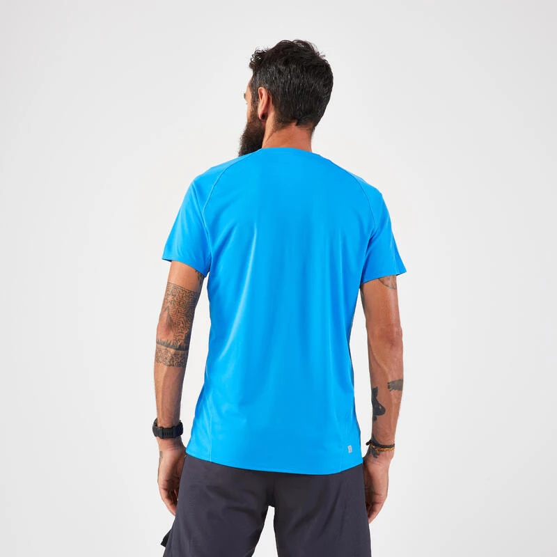 T-shirt De Running Résistant Homme - KIPRUN Run 500 Graph Bleu Méditerranée 5 T-shirt De Running Résistant Homme - KIPRUN Run 500 Graph Bleu Méditerranée – Image 3