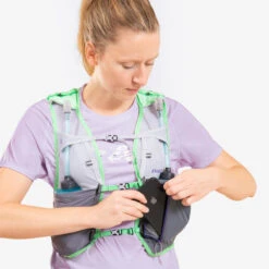 TEE SHIRT DE TRAIL RUNNING MANCHES COURTES GRAPH FEMME LILA 12 TEE SHIRT DE TRAIL RUNNING MANCHES COURTES GRAPH FEMME LILA -Plein Air Équipement Magasin tee shirt de trail running manches courtes graph femme lila 4